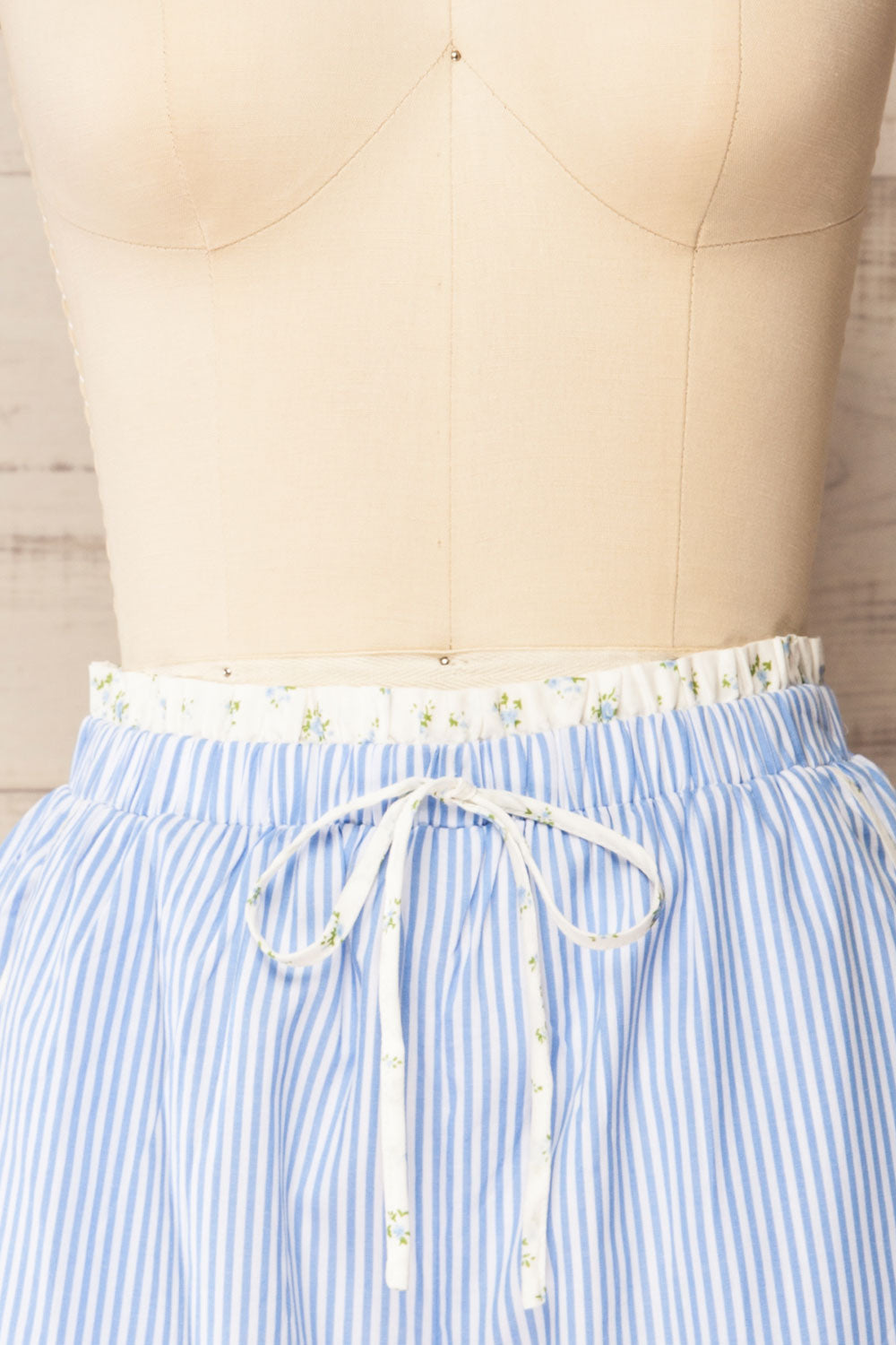 Patan Blue Striped Shorts with Floral Details | La petite garçonne front