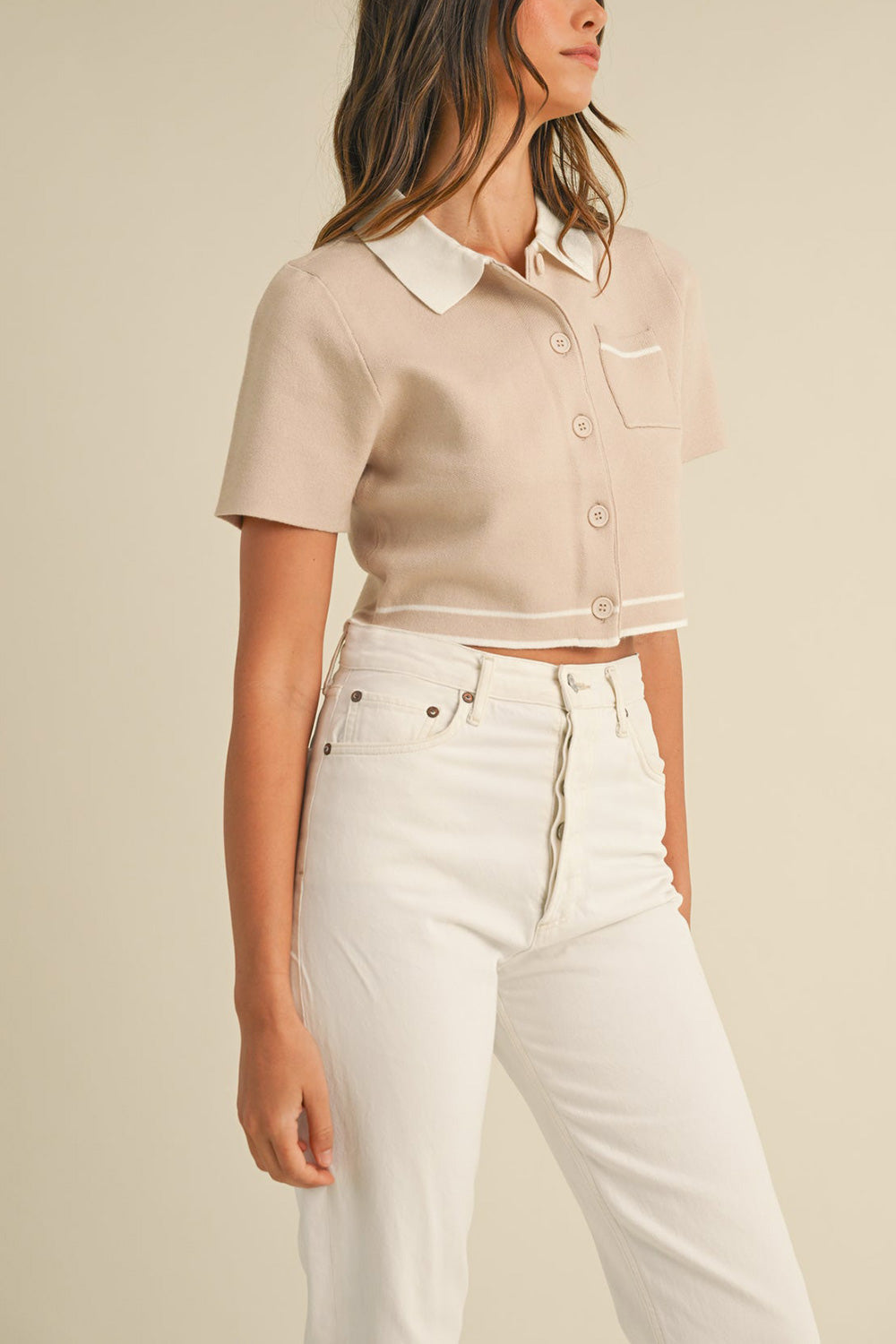 Periche Cropped Beige Cardigan | La petite garçonne side model