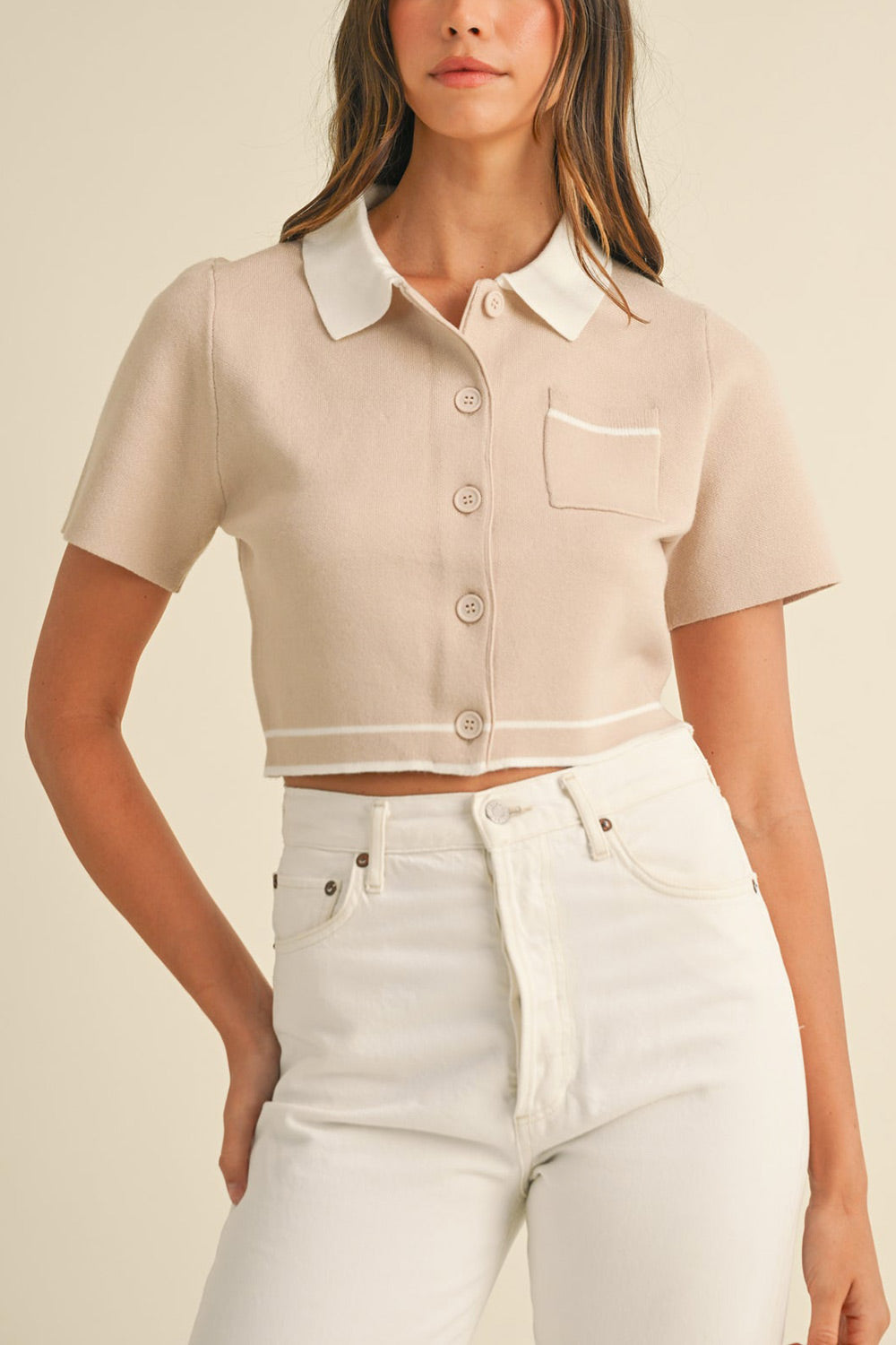 Periche Cropped Beige Cardigan | La petite garçonne model front