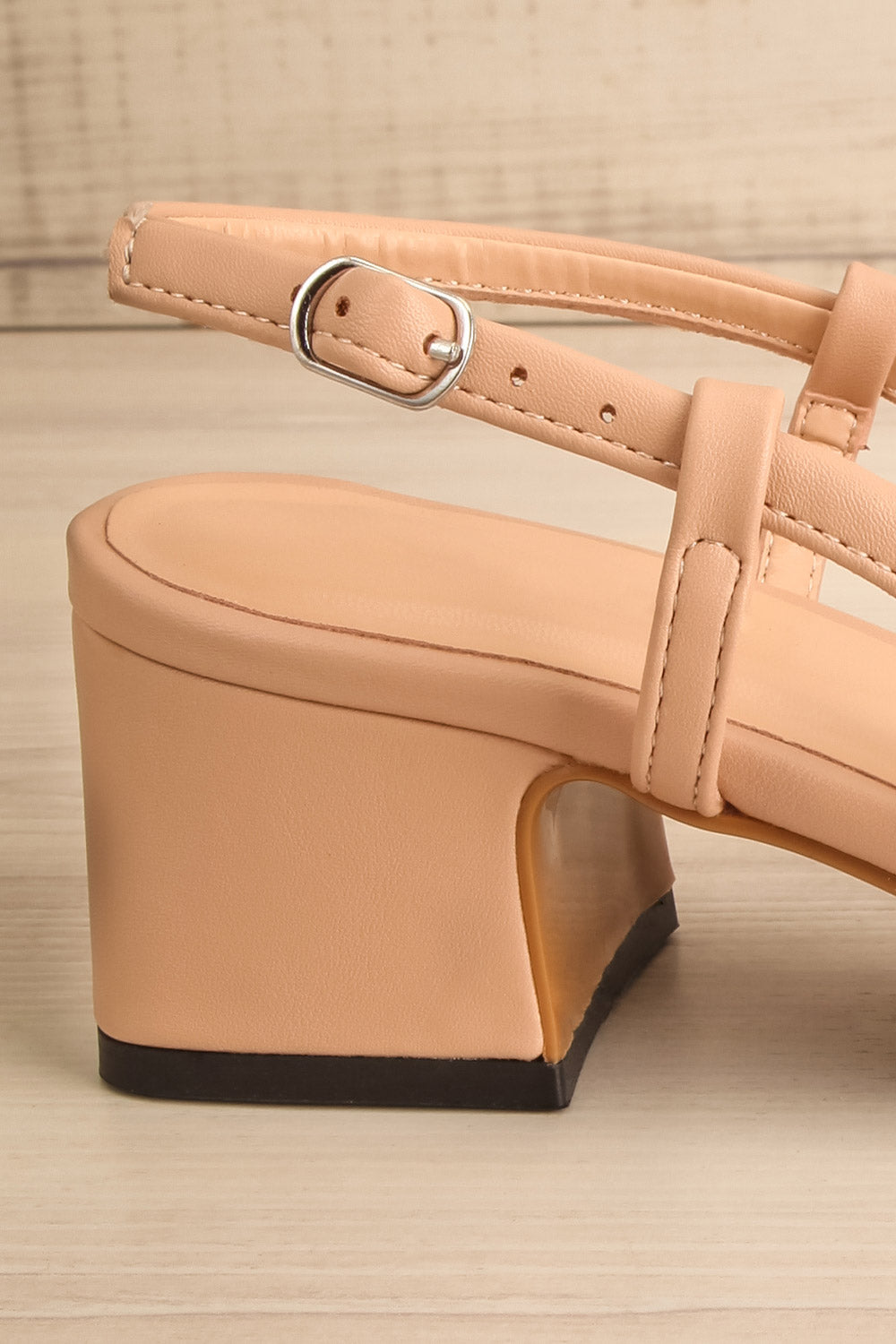 Petauke Beige Slingback Shoes w/ Black Toe Tip | La petite garçonne side back close-up