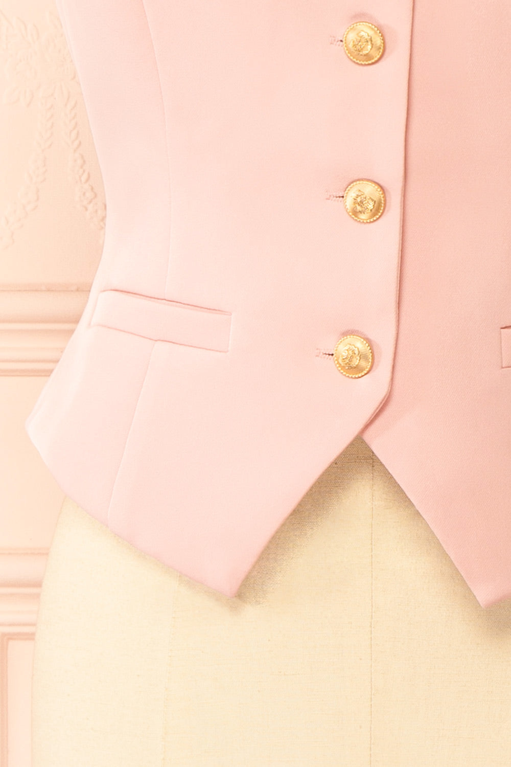 Petrolia | Gilet Rose avec Boutons Dorés