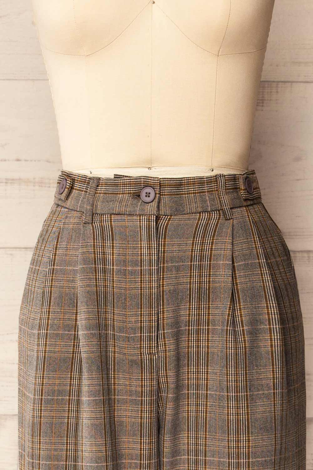 Plano High-Waisted Plaid Pants | La petite garçonne front