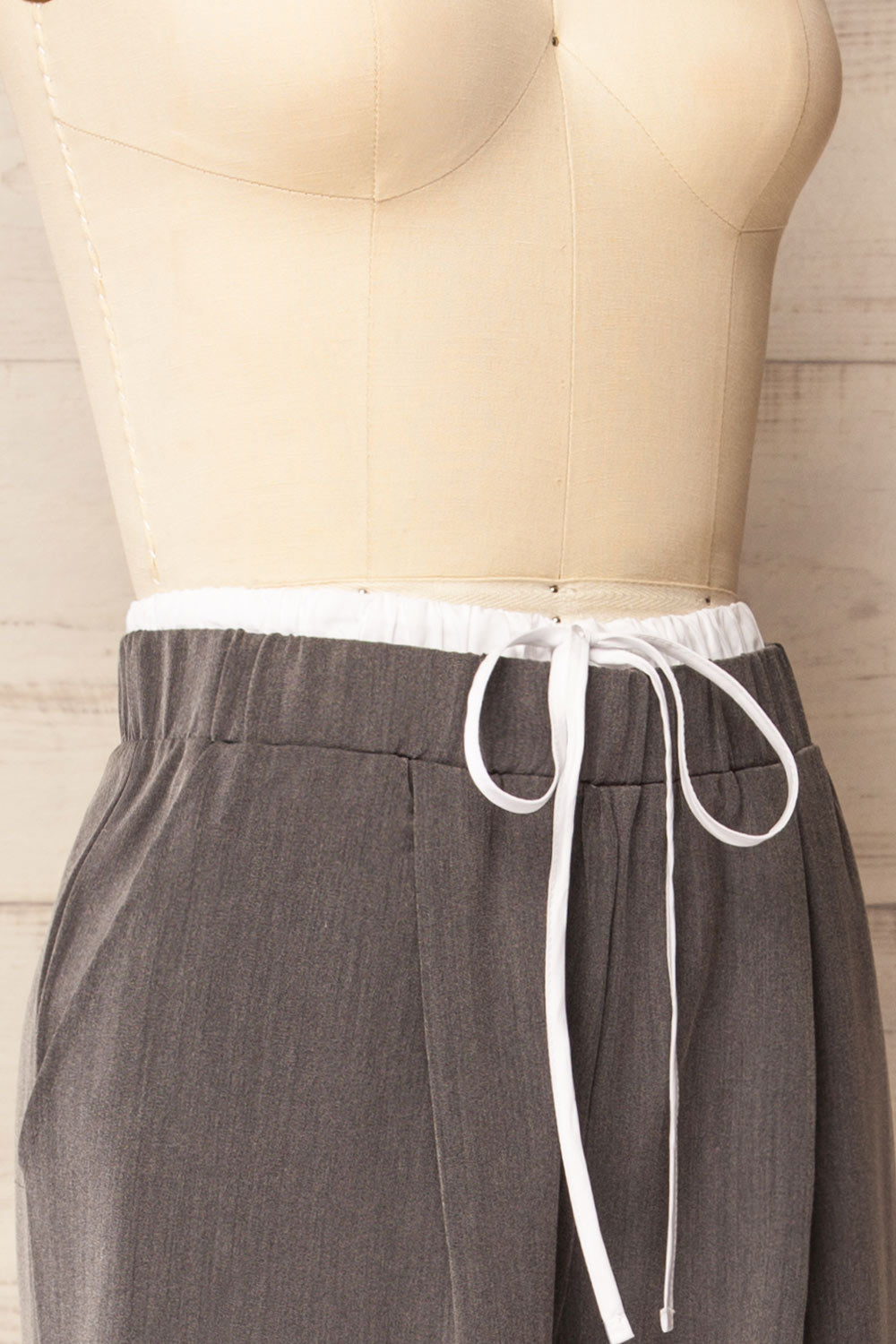 Positano Grey Pants with Double Waistband | La petite garçonne side