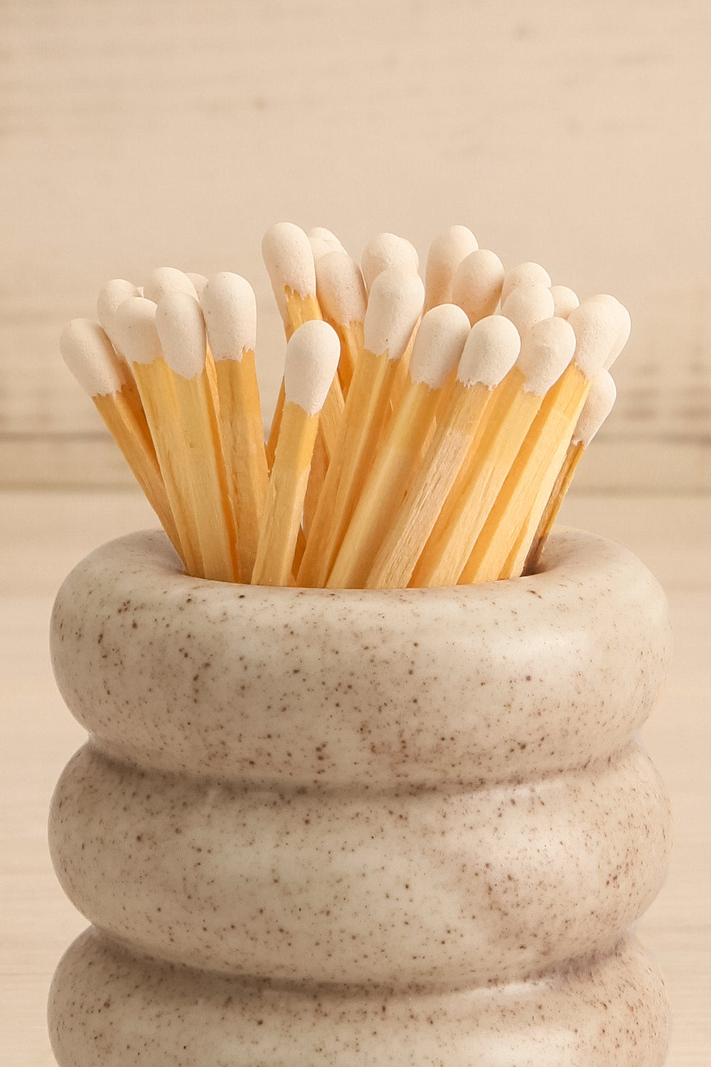 Wavy Ceramic Match Pot | Maison garçonne