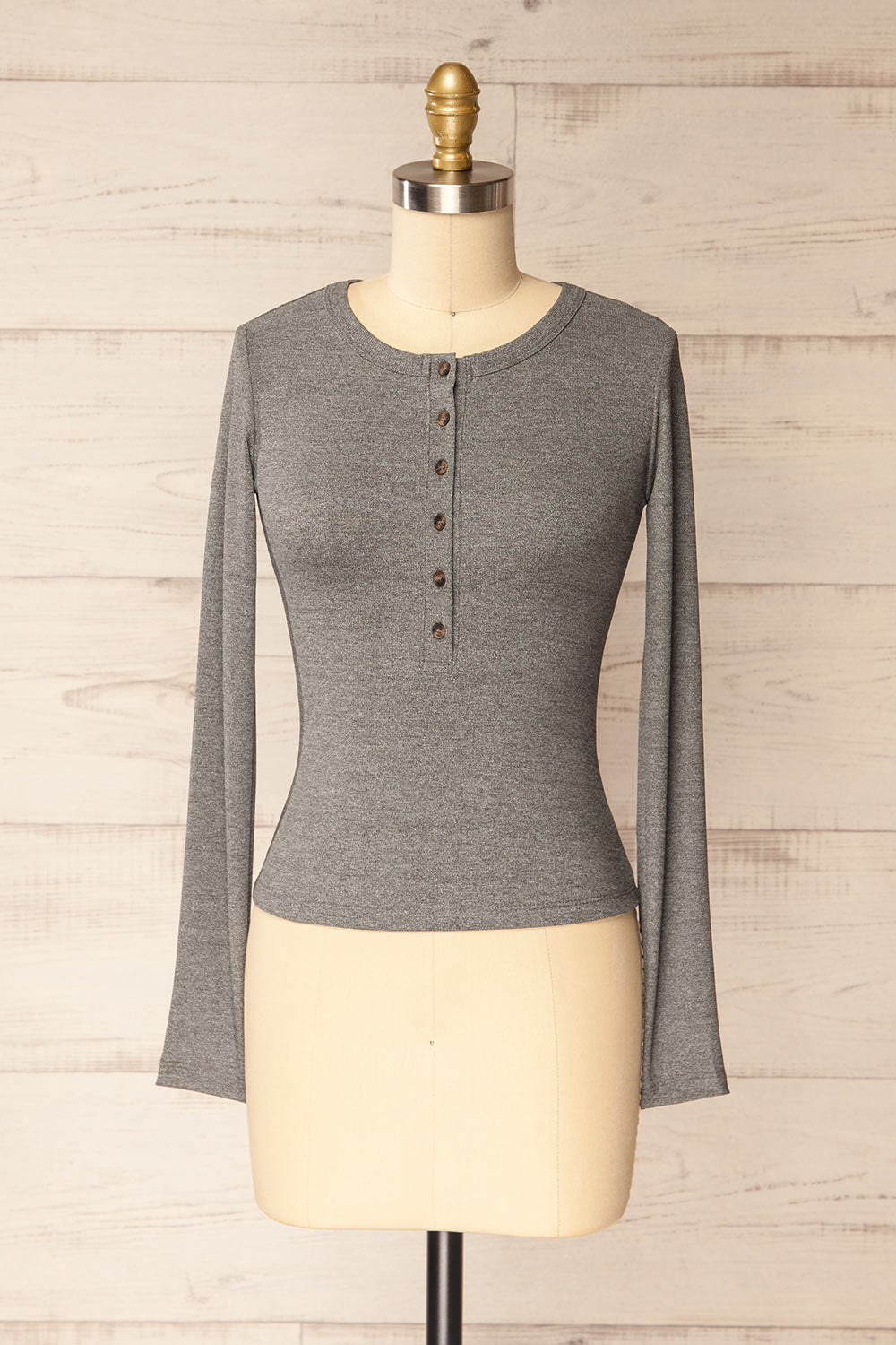 Poway Grey Long Sleeve Fitted Ribbed Top | La petite garçonne front view