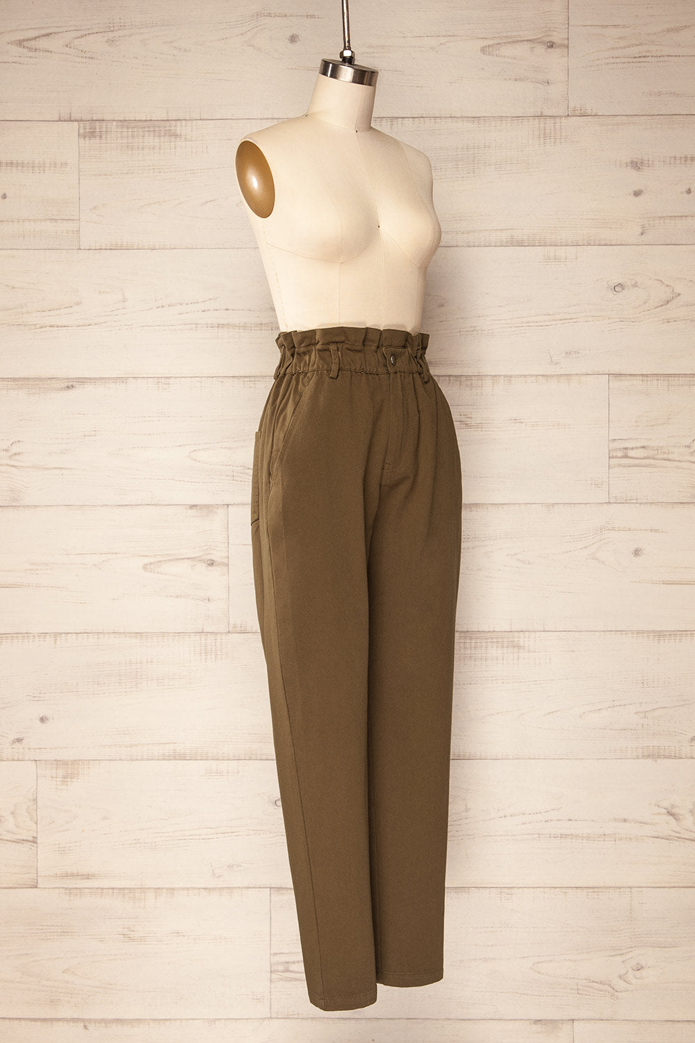Provost Khaki Pants w/ Elastic Waist | La petite garçonne side view