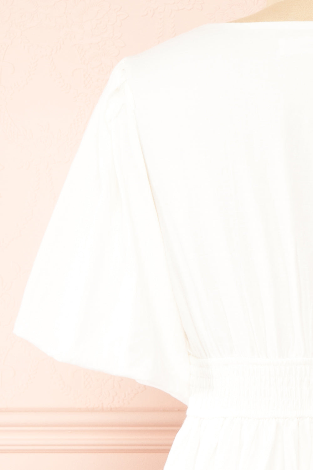 Quierna Short White Dress w/ Floral Embroidery | Boutique 1861 back close-up