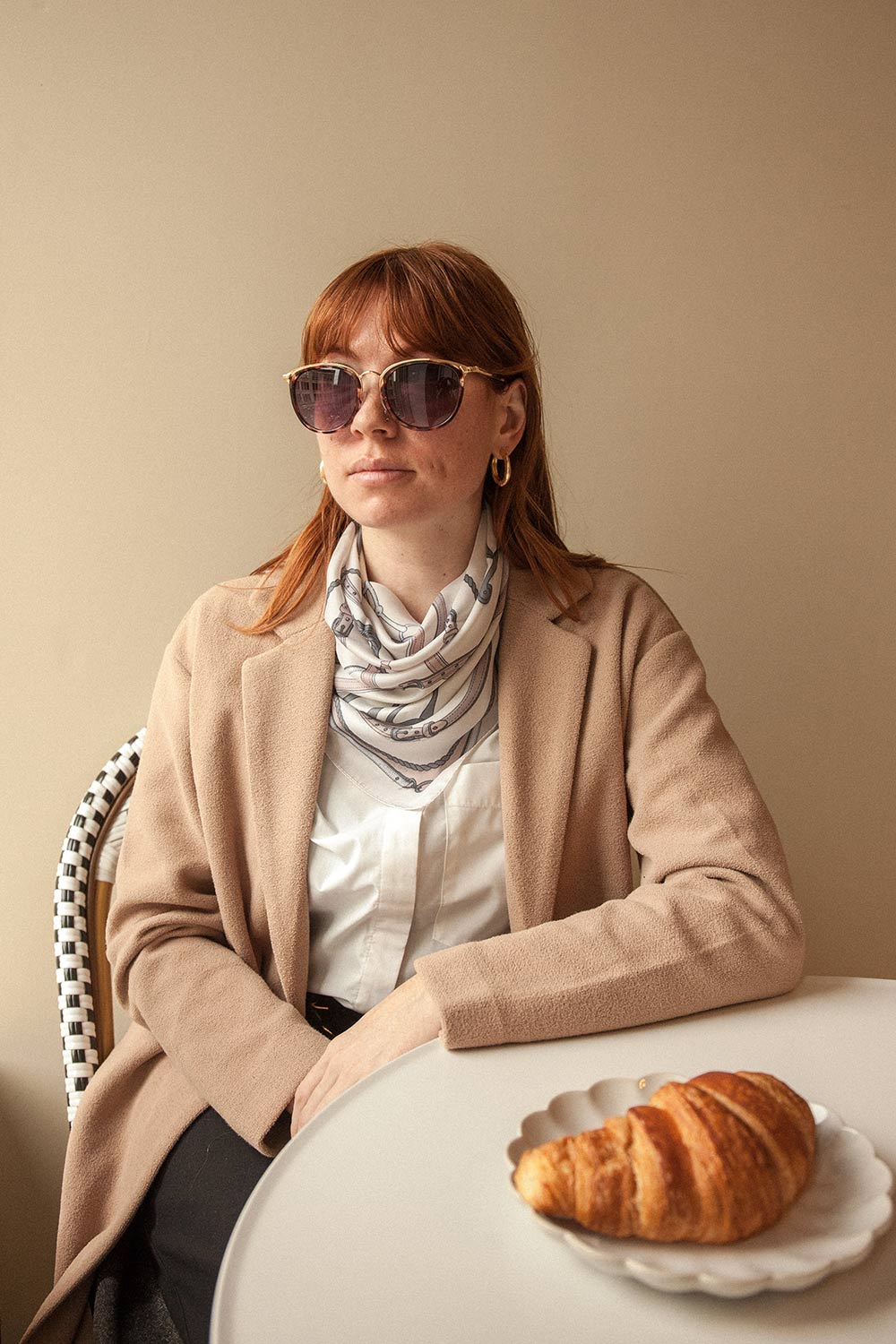 Tavros Satin Scarf w/ Equestrian Print | La petite garçonne model