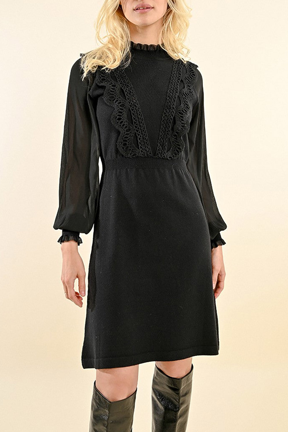 Rakvere Short Black Dress w/ Long Sleeves | La petite garçonne on model