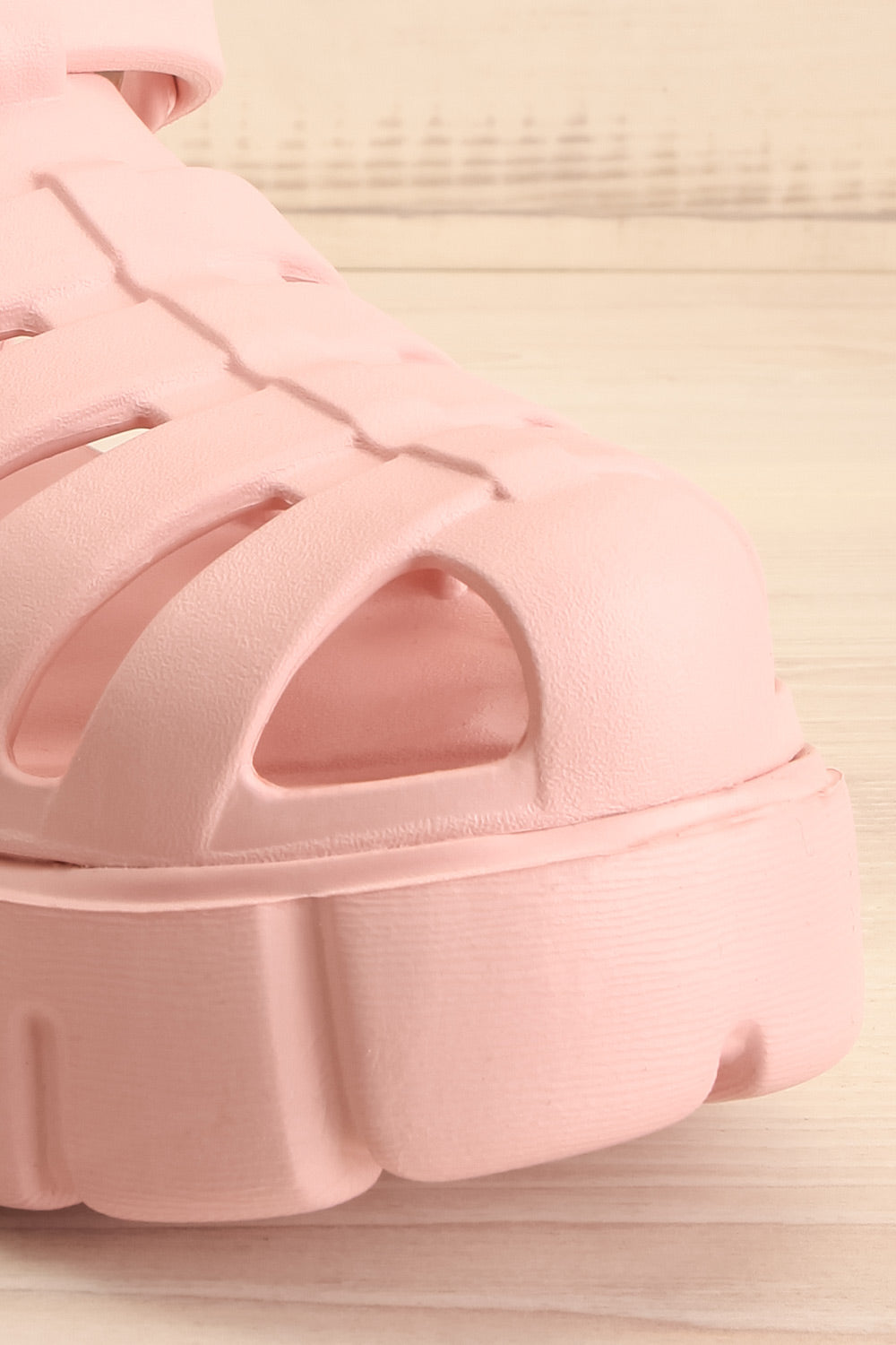 Rarea Pink Platform Fisherman Sandals | La petite garçonne front close-up