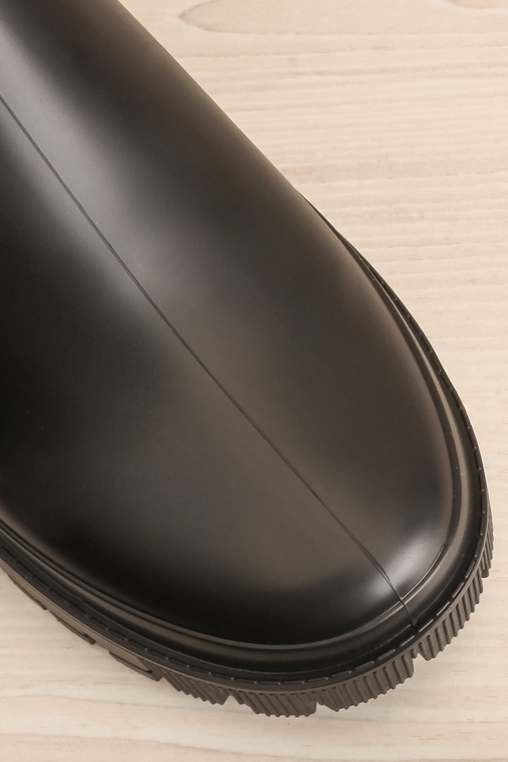 Renie Black Faux-Fur Lined Winter Boots | La petite garçonne flat close-up