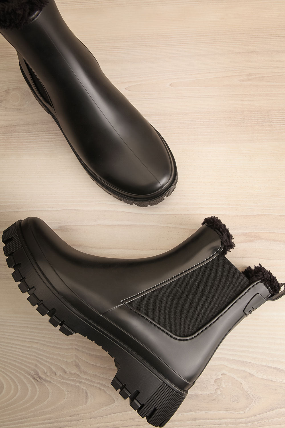 Renie Black Faux-Fur Lined Winter Boots | La petite garçonne flat view