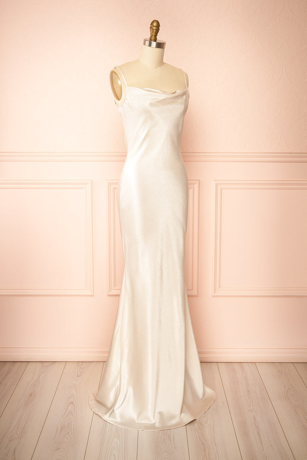 Safiya Ivory | Satin Maxi Dress with Faux Fur Shawl