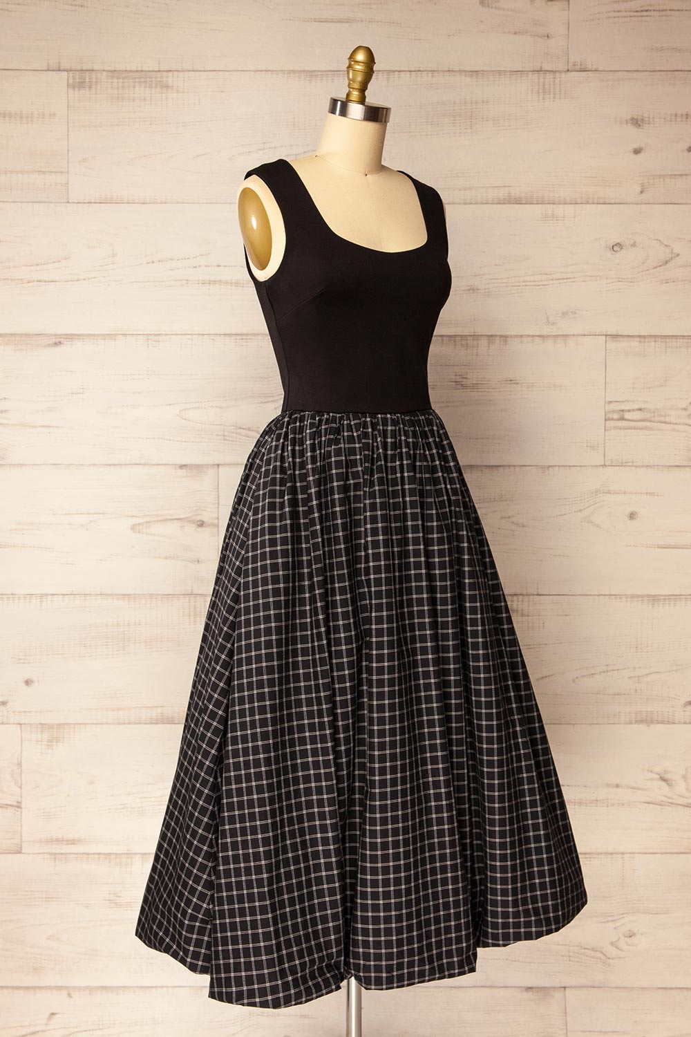 Salem Maxi Black Dress with Plaid Ballon Skirt | La petite garçonne side view