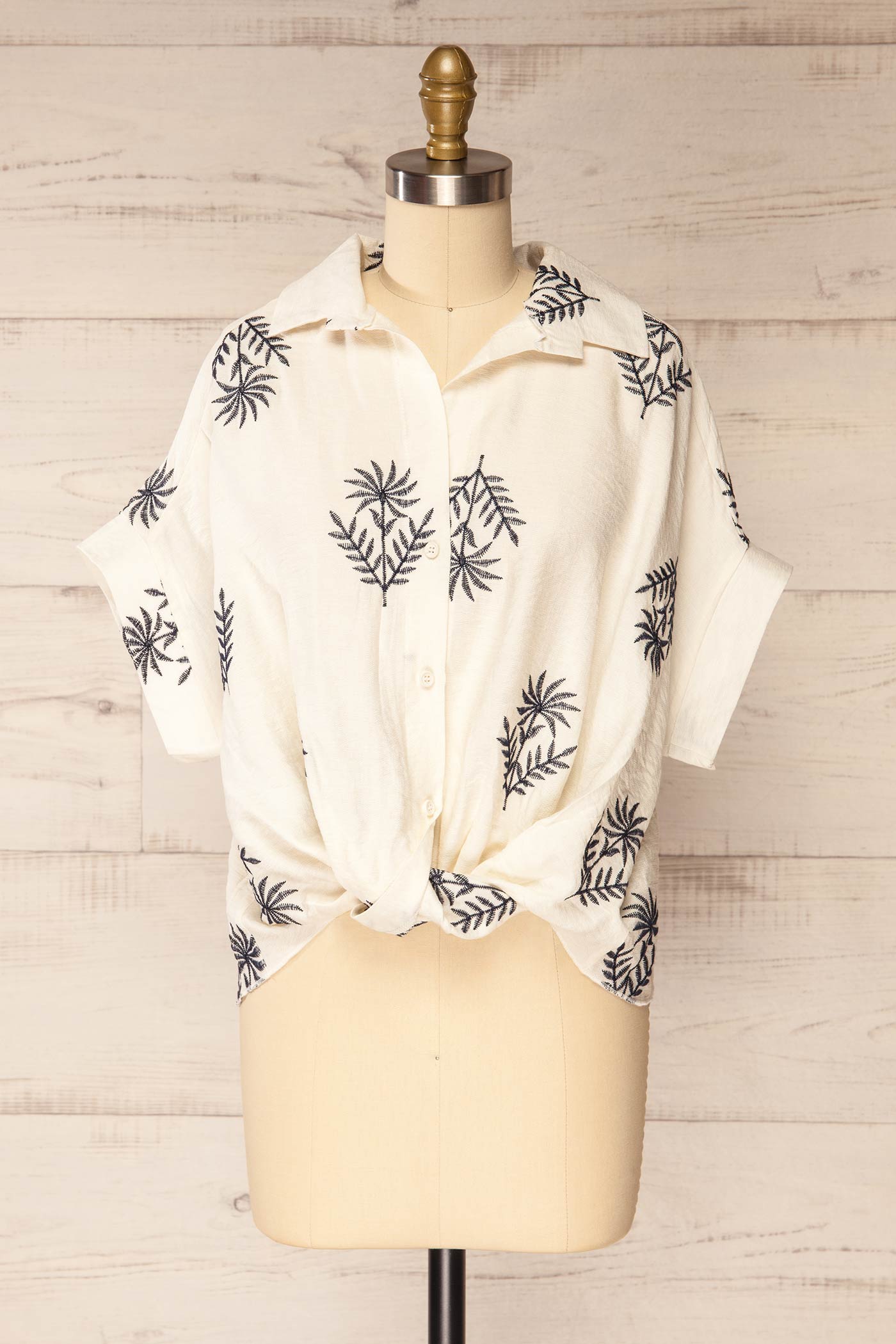 Frontview Sangrur Ivory Shirt with Knotted Hem and Botanical Print at la petite garçonne