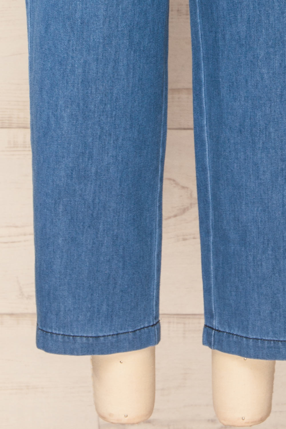 Saskatoon High-Waisted Denim Pants | La petite garçonne bottom