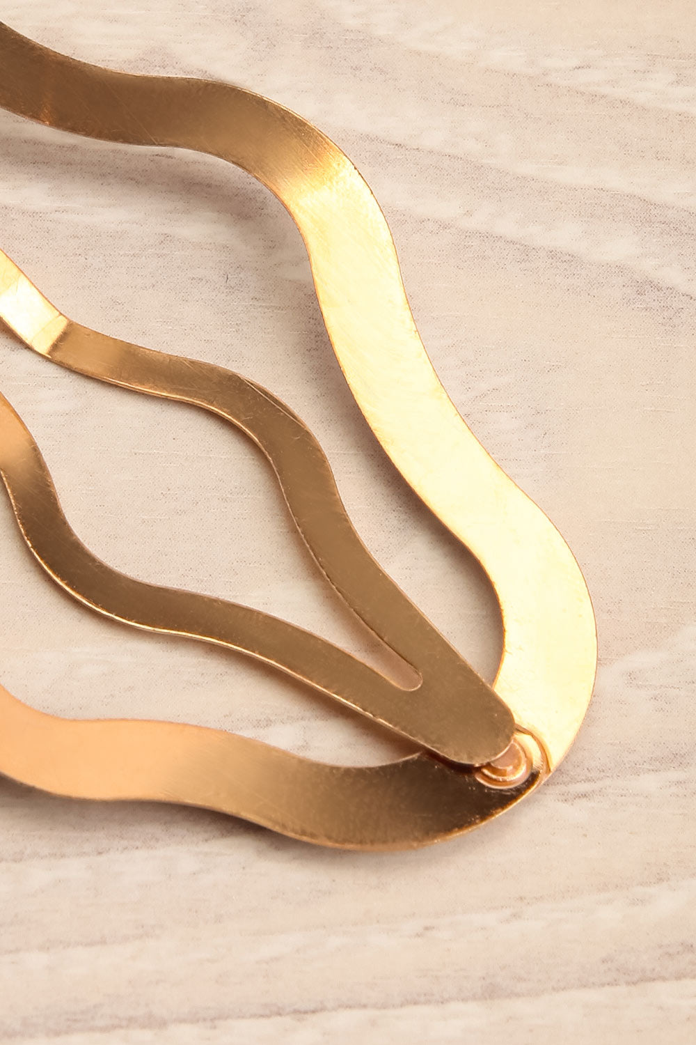 Satelitte Taupe Abstract Shaped Hair Clip | La petite garçonne back close-up