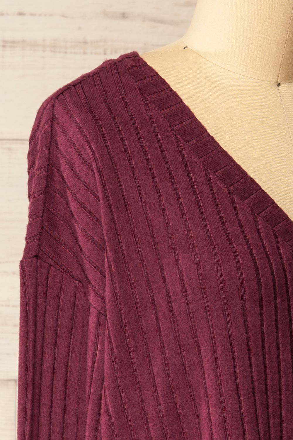 Sefra Soft Ribbed Knit Burgundy Cardigan | La petite garçonne side