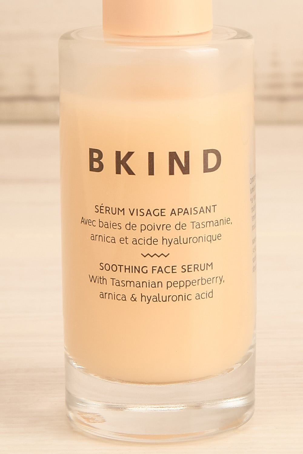 Soothing Face Serum | Maison garçonne front close-up