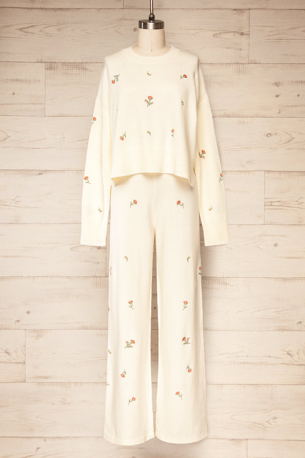 Set Aigio Floral Ivory Loungewear Set | La petite garçonne front view