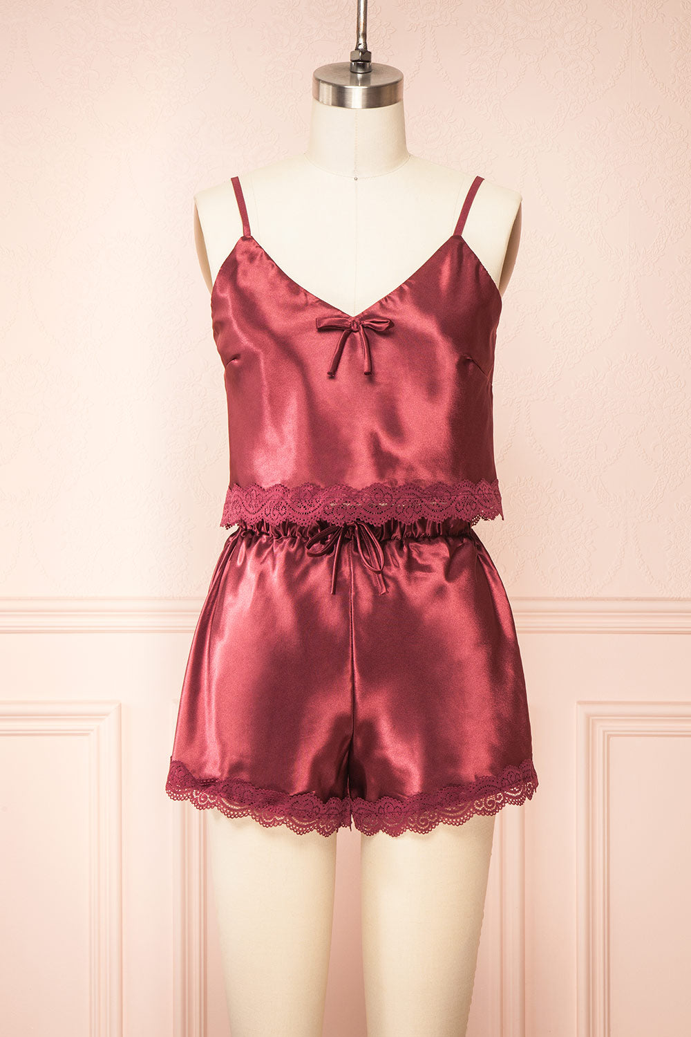 Set Cassiana Burugndy Satin Pyjama Set | Boutique 1861 front view