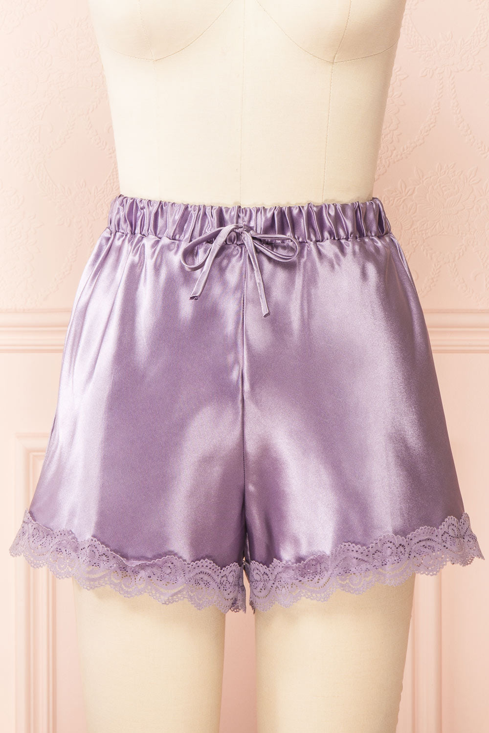 Set Cassiana Lilac Satin Pyjama Set | Boutique 1861 short