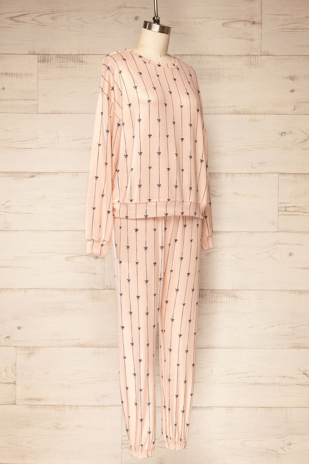 Set Funhalouro Pink Loungewear Set | La petite garçonne side view