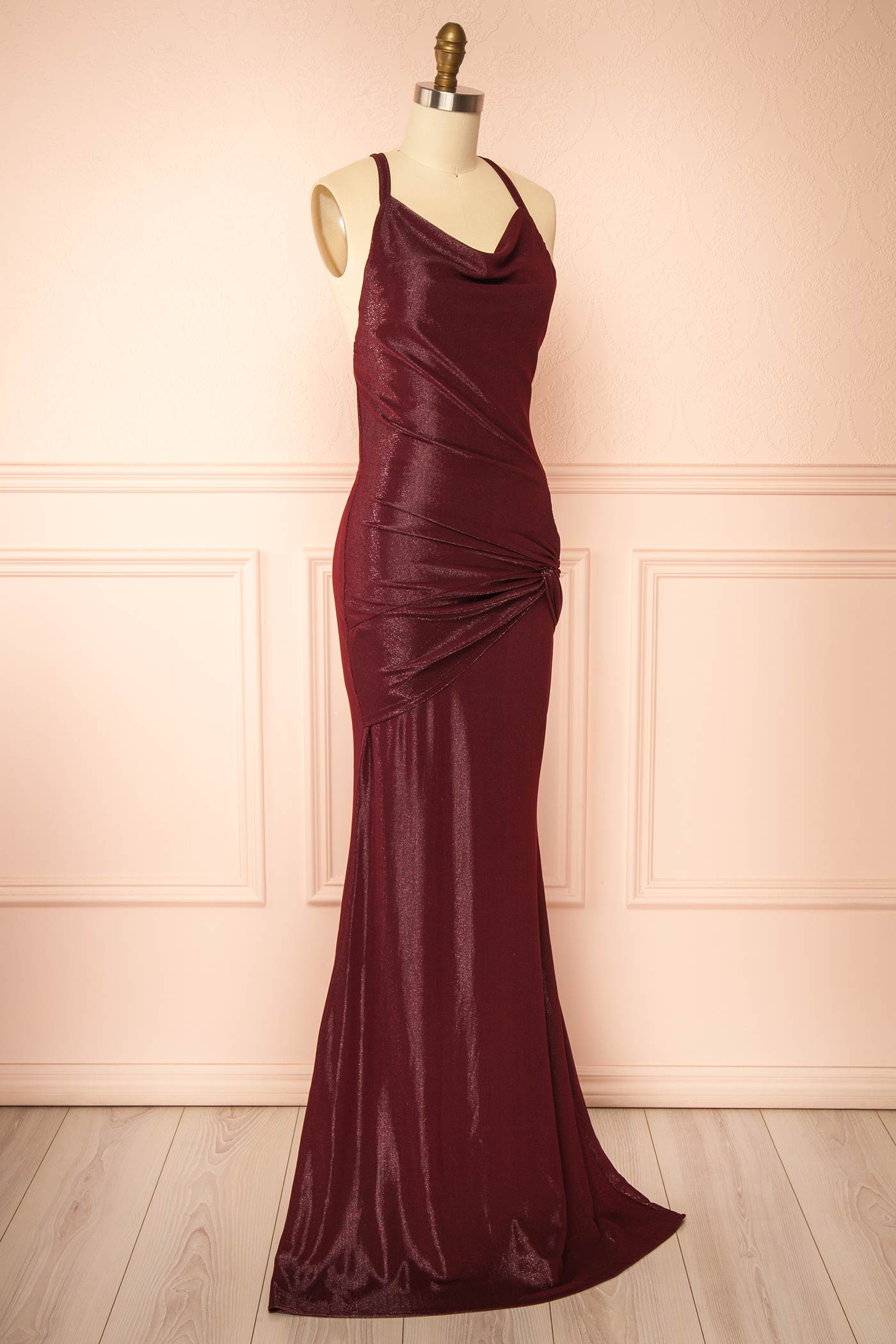 Siham Burgundy | Shimmering Maxi Dress with Open Back