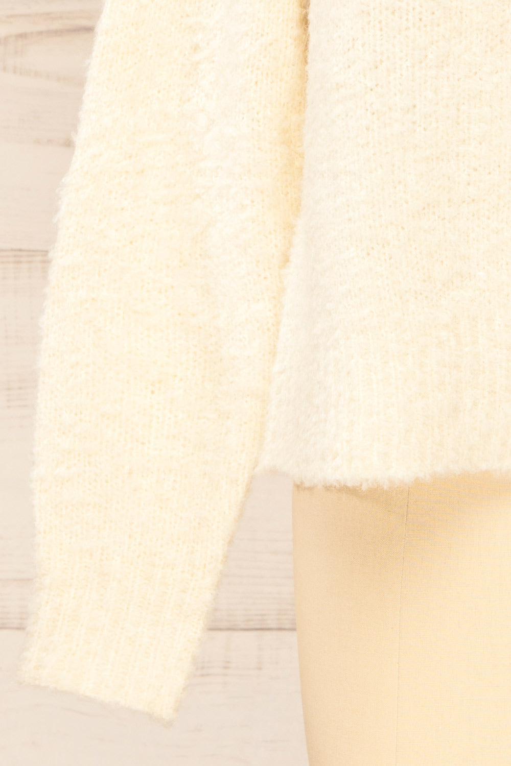 Sitia Ivory Cardigan w/ Heart Shaped Buttons | La petite garçonne bottom