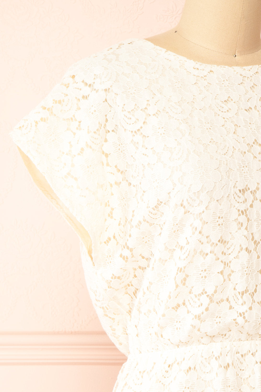 Skileta Lace Short Ivory Dress w/ Batwing Sleeve | Boutique 1861 side