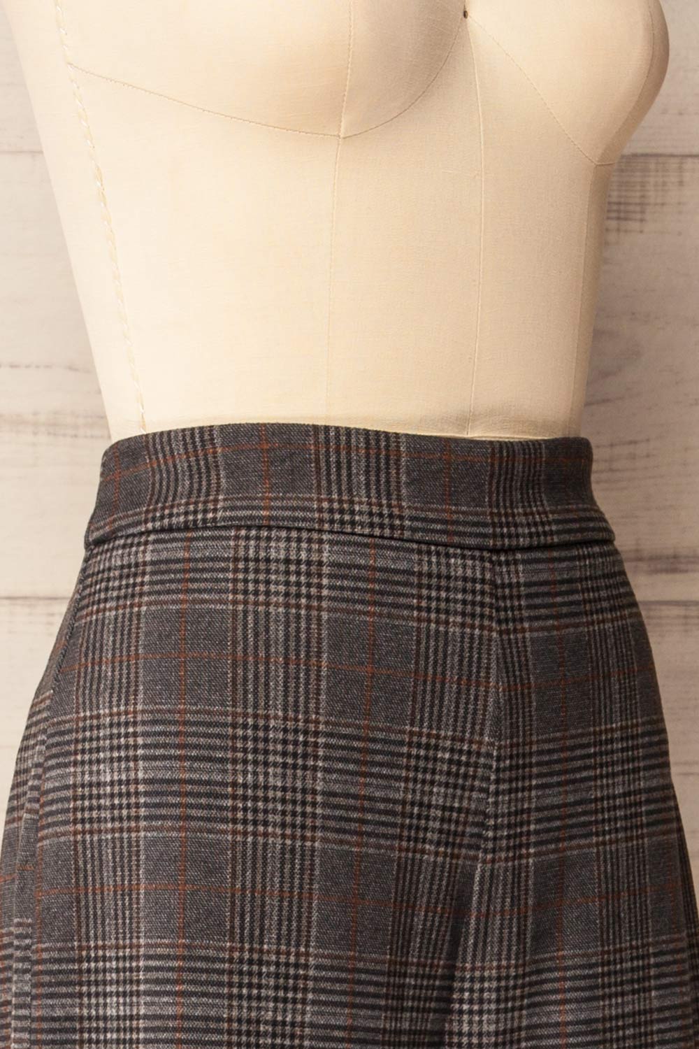 Sorrente Cropped Plaid Pants | La petite garçonne side