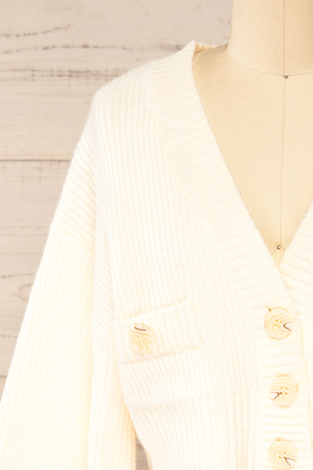 Southampton Cream Cropped Knit Cardigan | La petite garçonne front