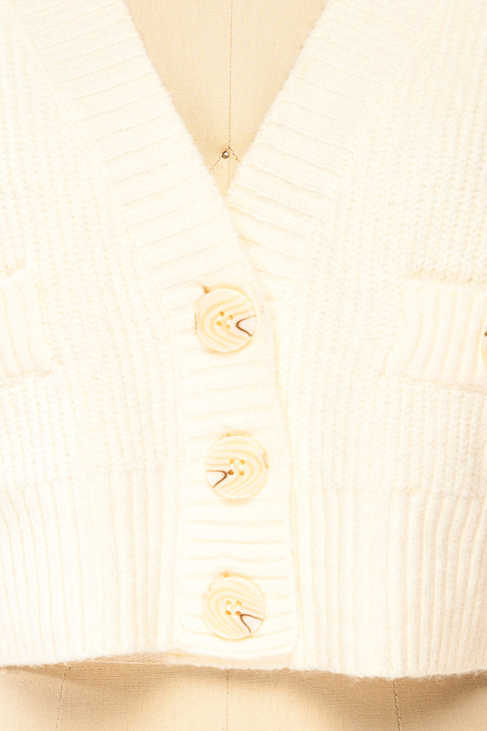 Southampton Cream Cropped Knit Cardigan | La petite garçonne fabric