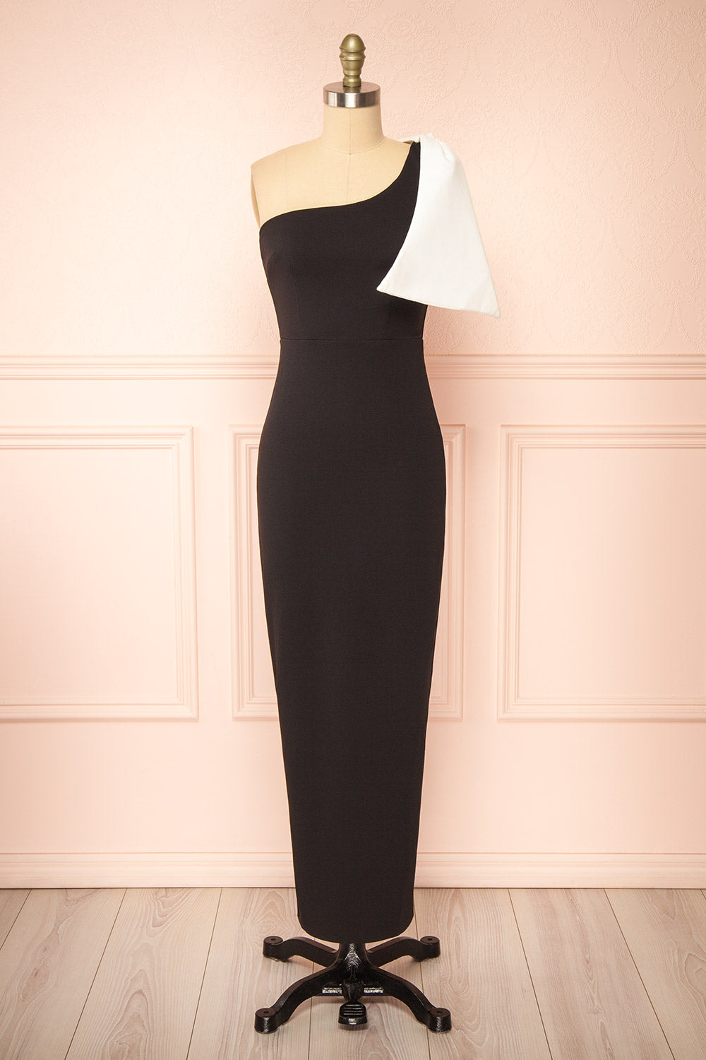 Stormi Black Fitted Dress w/ Oversized Bow