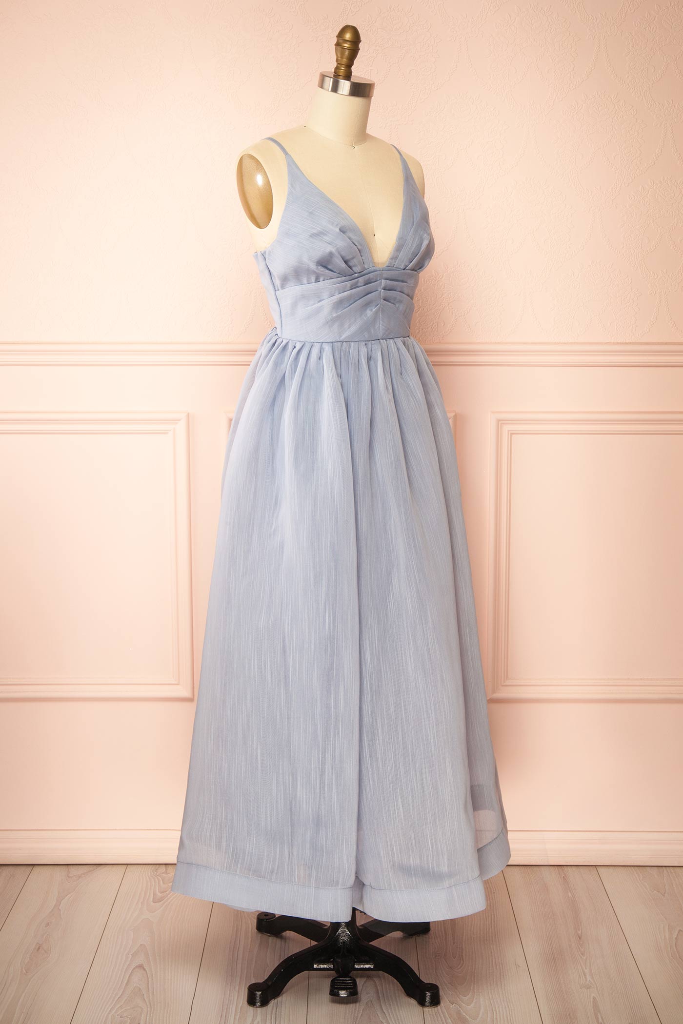 Tavila | Blue Textured Chiffon Maxi Dress with Gathered Bust