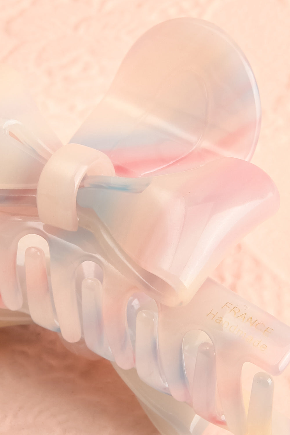 Teagan Multicolour Claw Clip w/ Bow | Boutique 1861 close-up