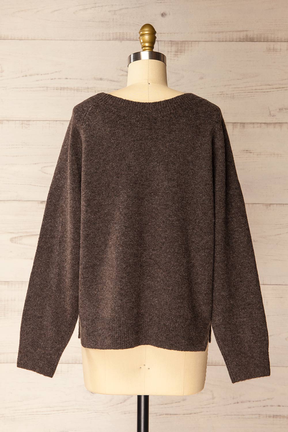 Temora Oversized Brown V-Neck Sweater | La petite garçonne back view