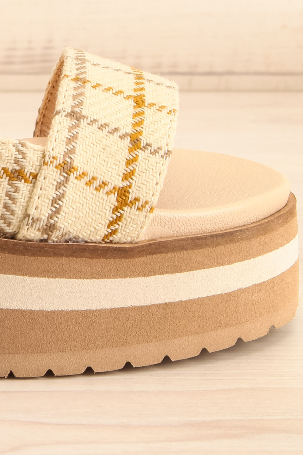 Teraisa Platform Slide Sandals w/ Gingham Straps | La petite garçonne side close-up