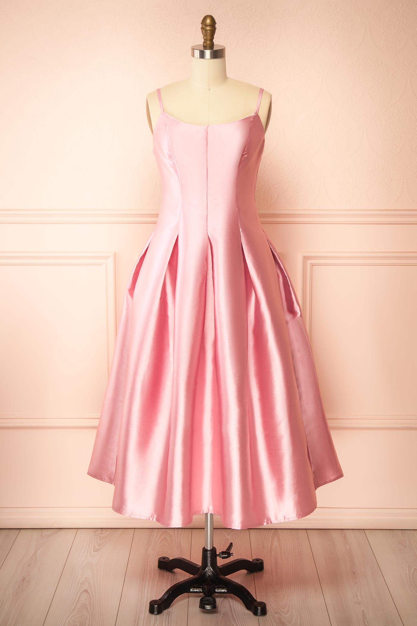 Thalix Rose | Robe Midi Satinée avec Poches et Dos Ouvert