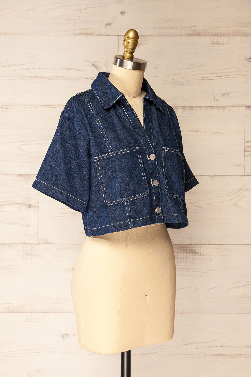 Topeka Cropped Denim Shirt | La petite garçonne side view