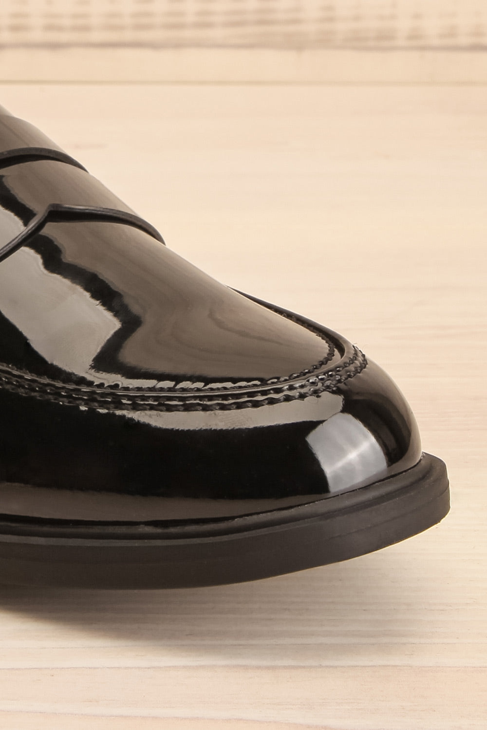 Toro Black Glossy Loafers | La petite garçonne front close-up
