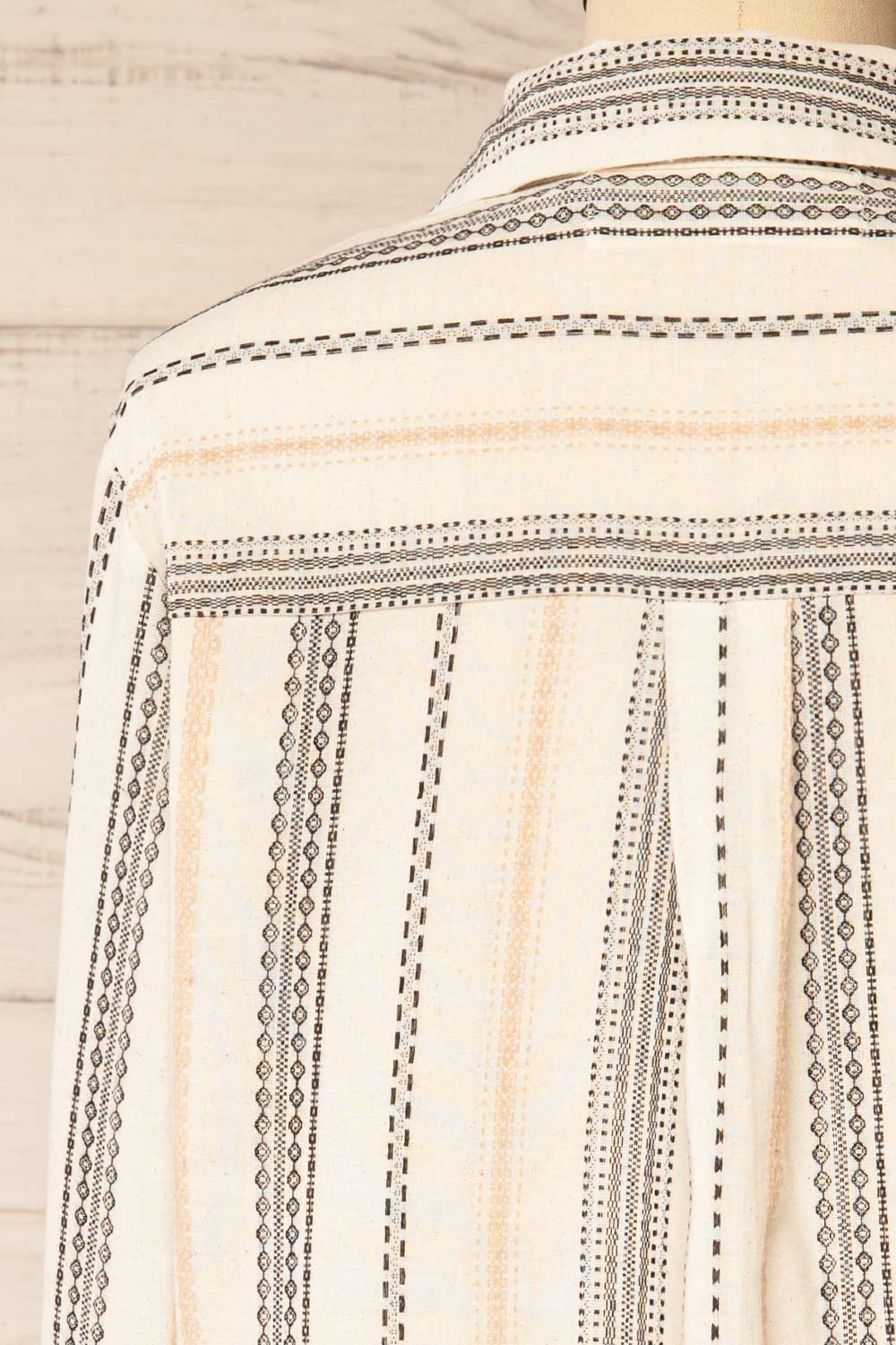 Tubah Black Long Sleeves Striped Button-Up Shirt | La petite garçonne back