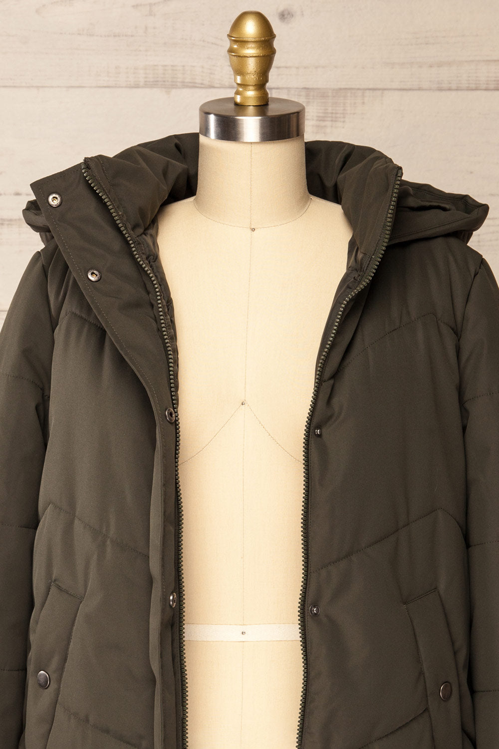 Tuvalu Khaki Quilted Coat w/ Side Vents | La petite garçonne open close-up