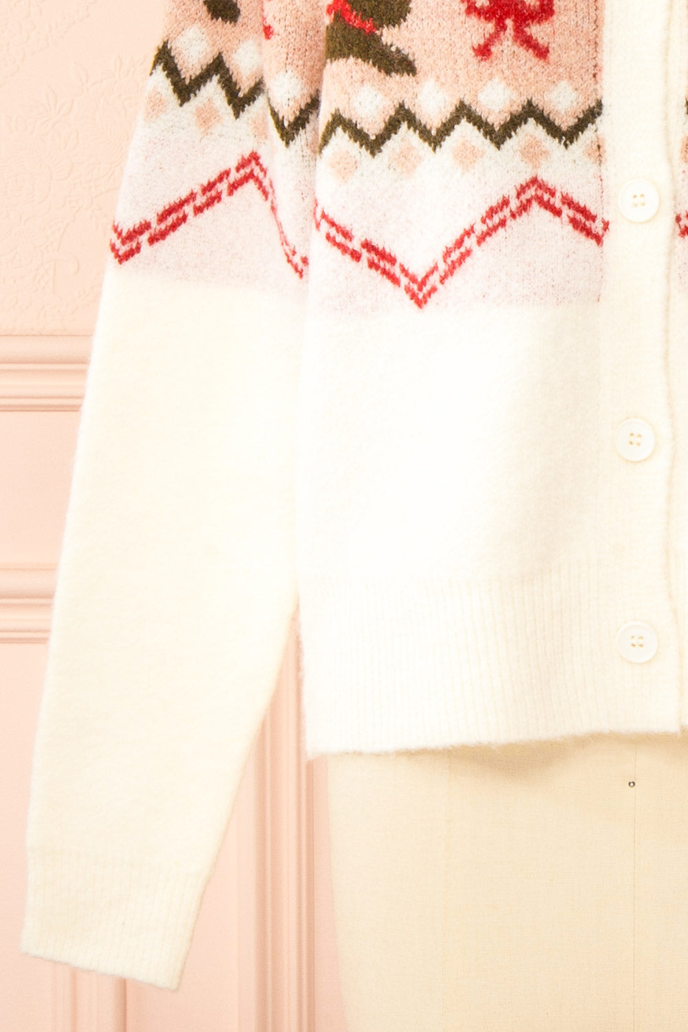 Vaelienne Fuzzy Christmas Cardigan | Boutique 1861 bottom