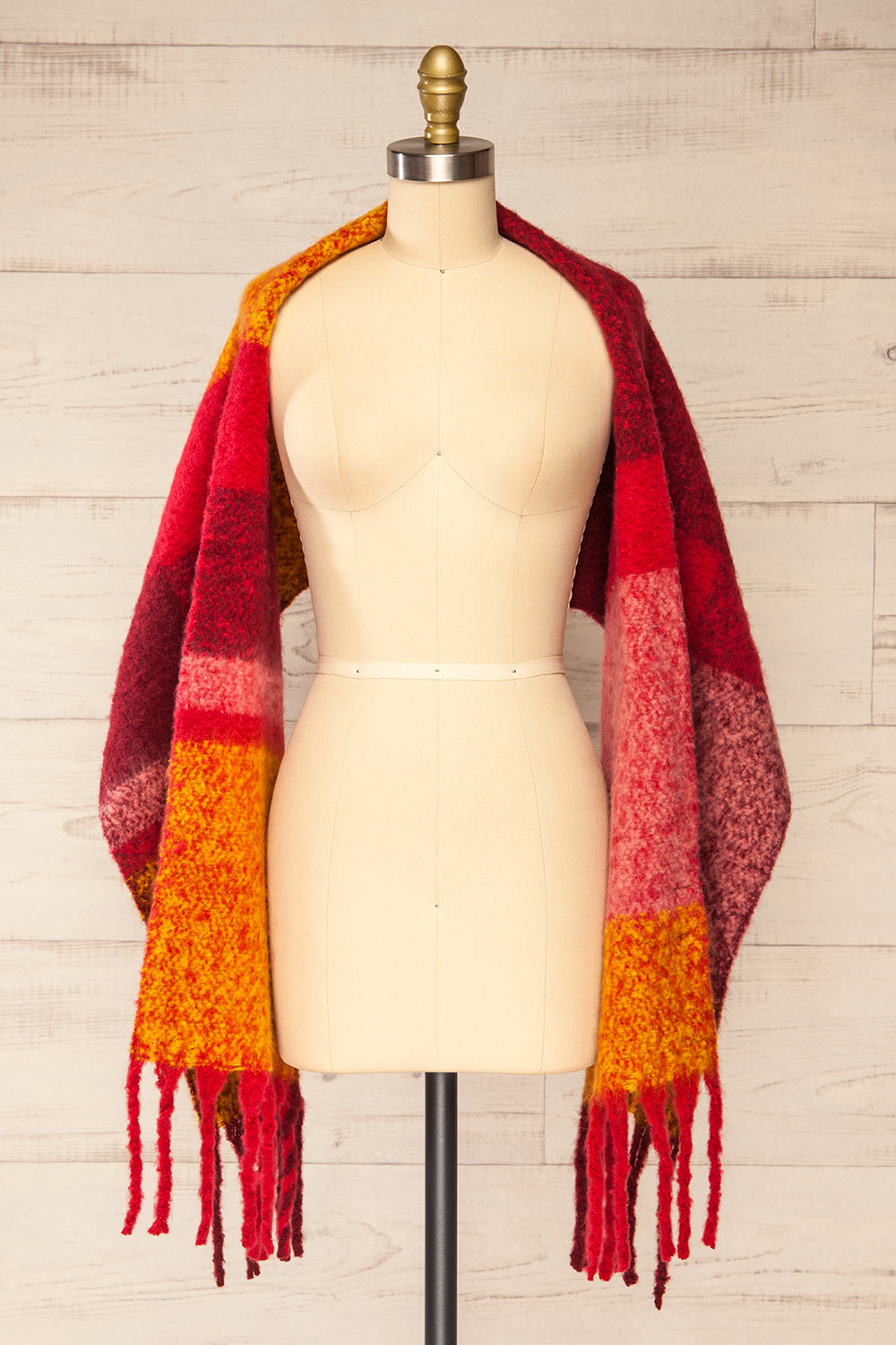Valparaiso Plaid Knit Scarf | La petite garçonne shawl