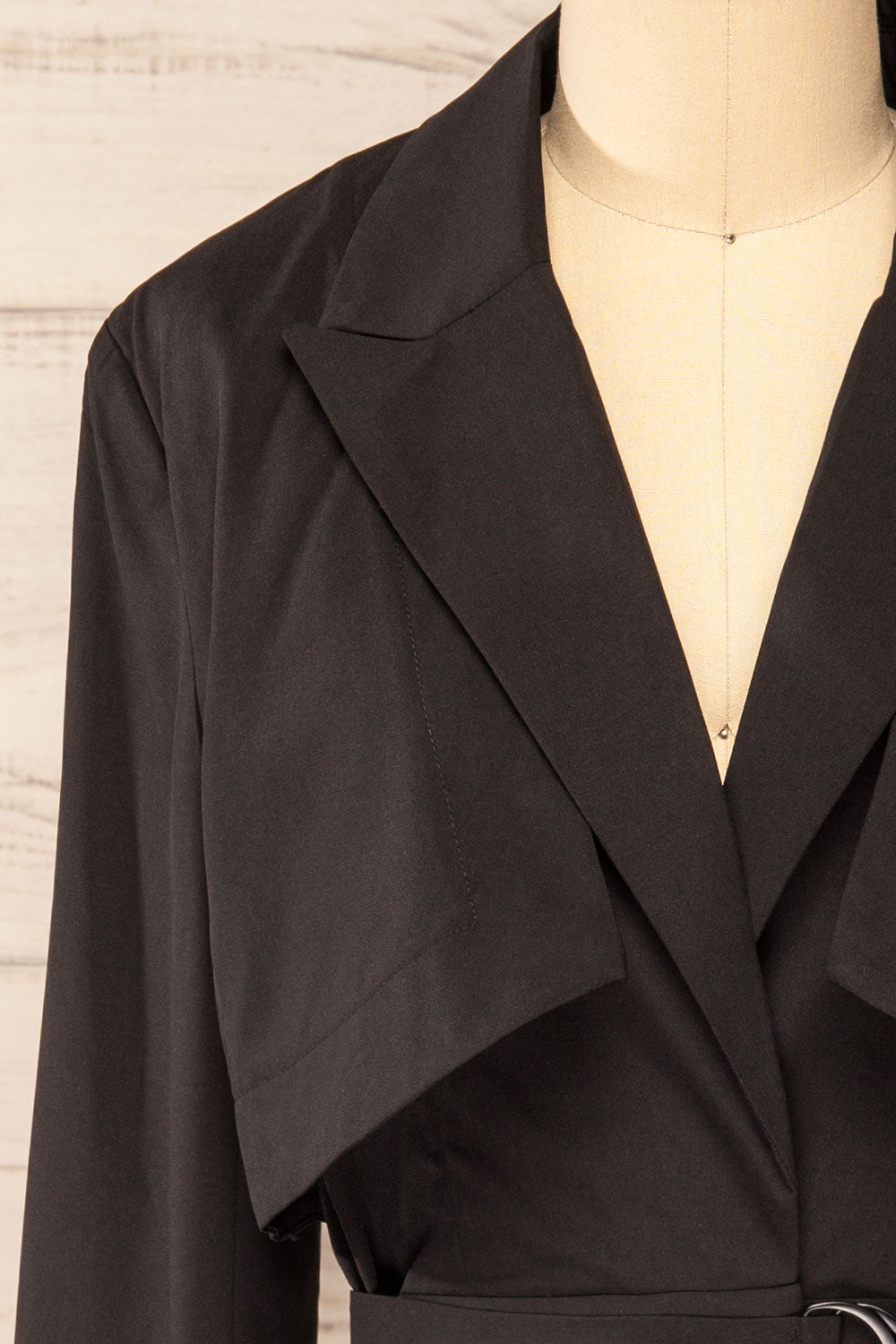 Vientiane Black Belted Blazer | La petite garçonne front close-up