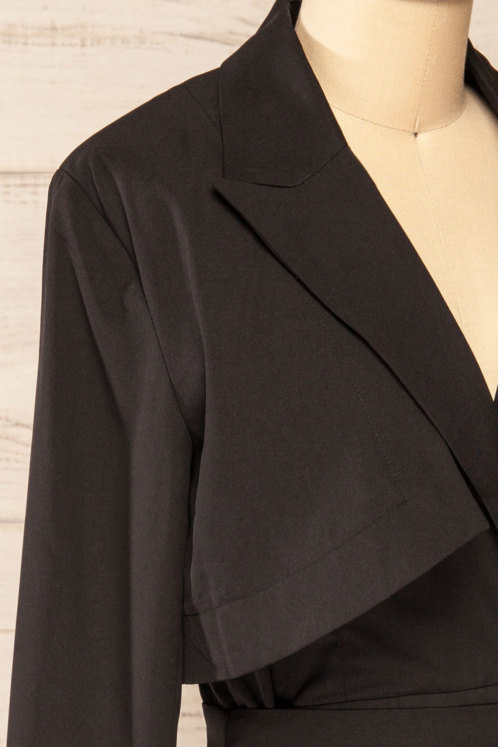 Vientiane Black Belted Blazer | La petite garçonne side close-up