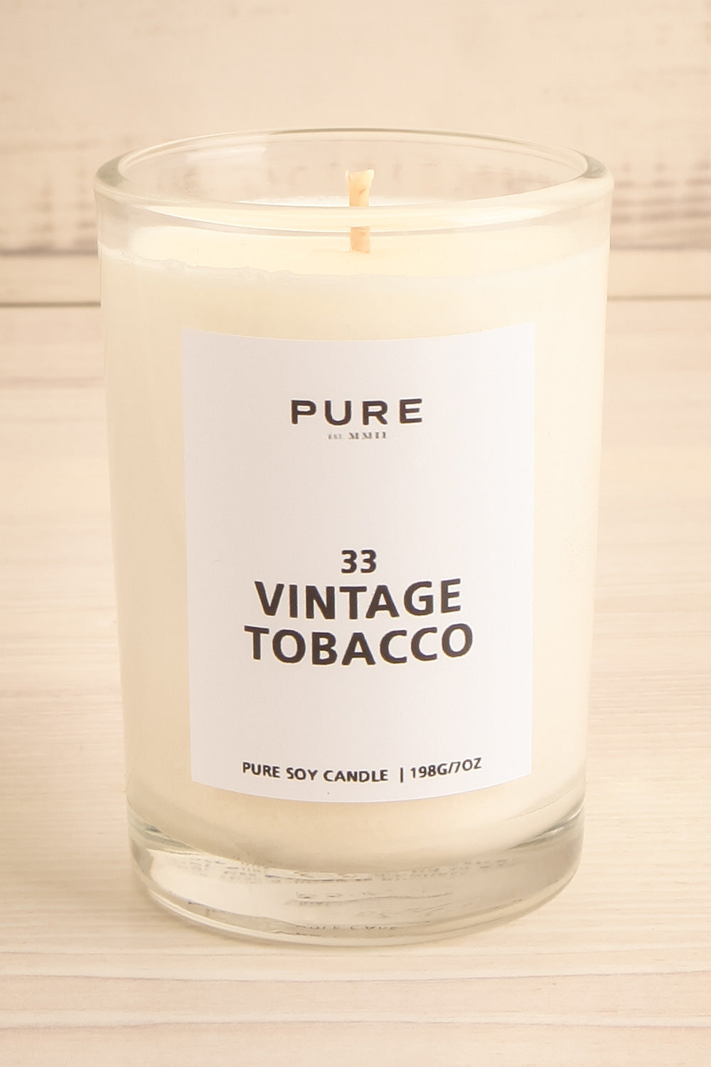 Vintage Tobacco Candle | Maison garçonne close-up
