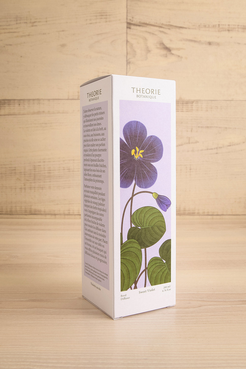 Sweet Violet Reed Diffuser by Theorie Botanique | Maison garçonne box