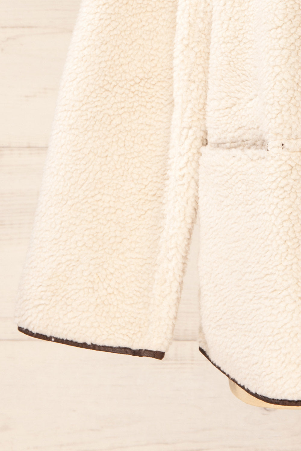 Vista Reversible Faux Leather Loose Jacket | La petite garçonne sleeve